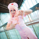 Illustration for article titled This Cosplay Photographer Is a Hero